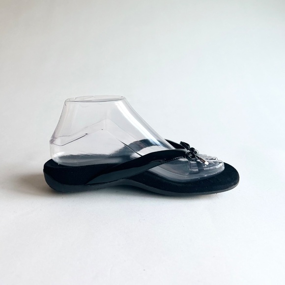 Vionic Bella Black Patent Leather Rubber Outsole Flip Flops size 7 - Picture 3 of 12